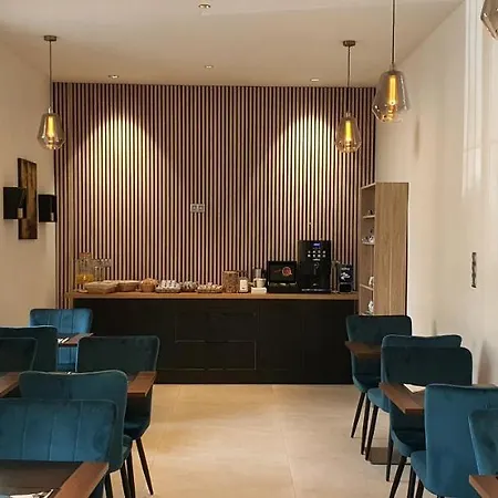 Szálloda L'alsace Narbonne