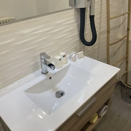 L'alsace فندق 2*