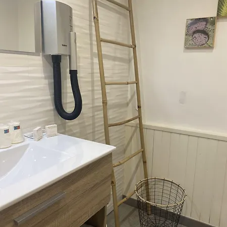 Szálloda L'alsace Narbonne