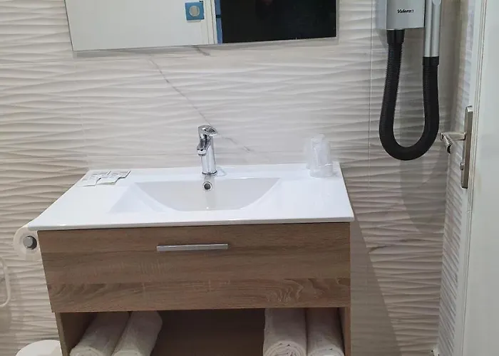 L'alsace 2* Narbonne