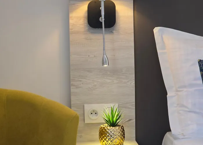 L'alsace 2* Narbonne